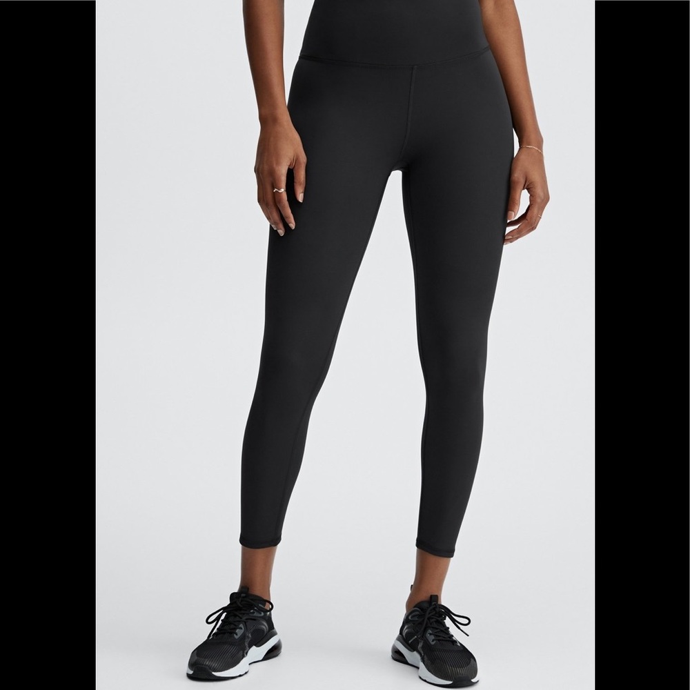fabletics ultra high rise pureluxe essential 7/8